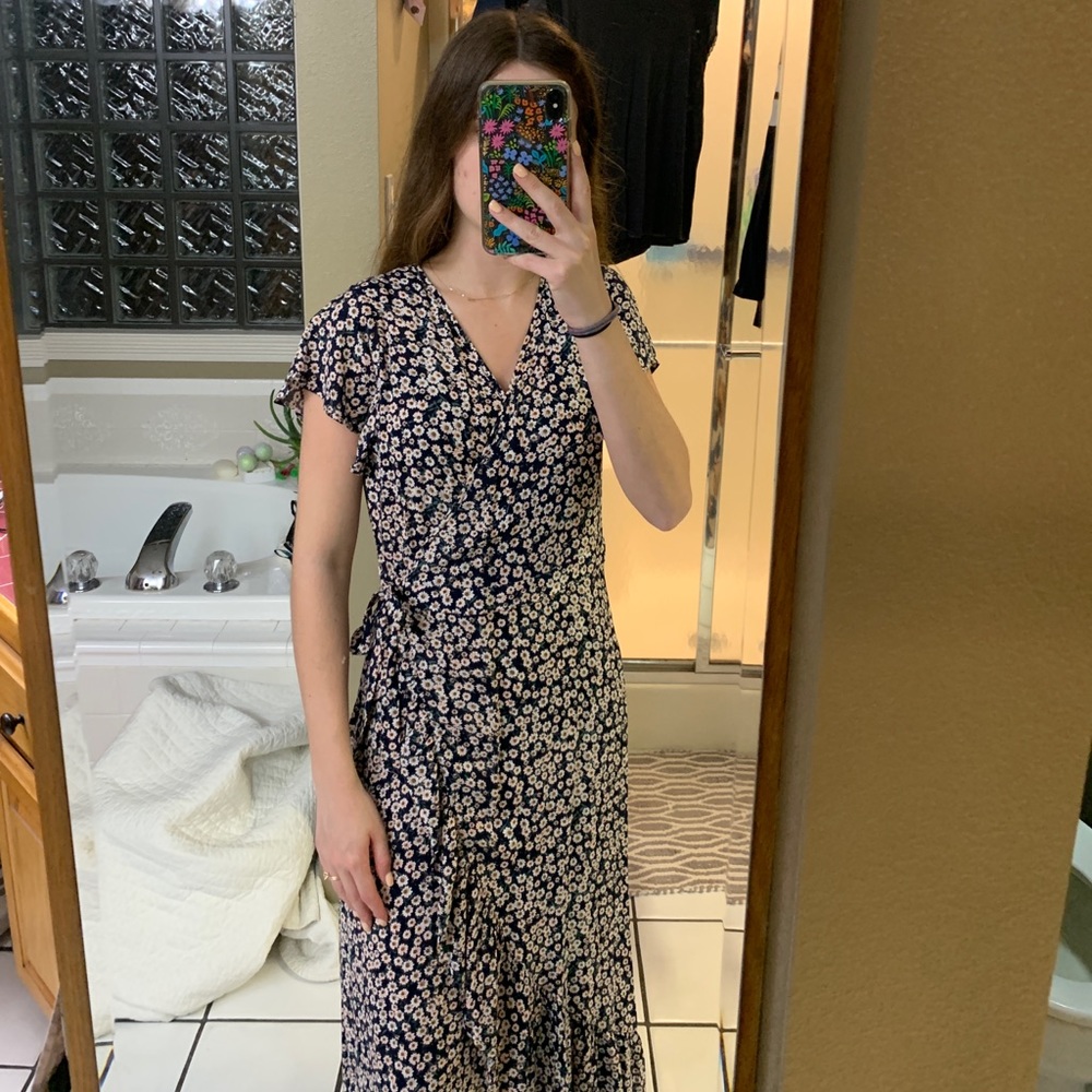 Boutique Floral Mid Length Dress Size Small